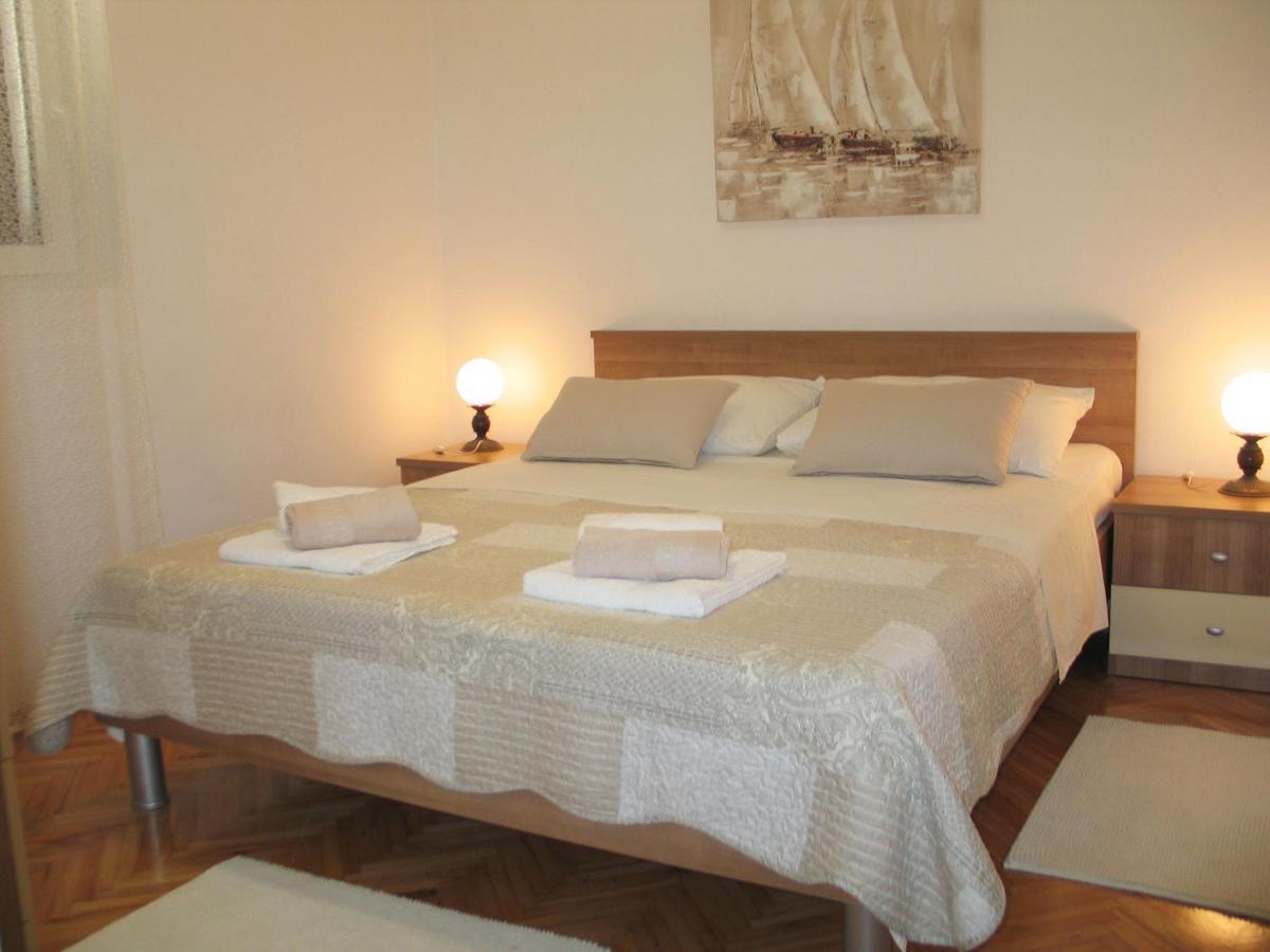 Apartmani Kunteja Đảo Pag Ngoại thất bức ảnh
