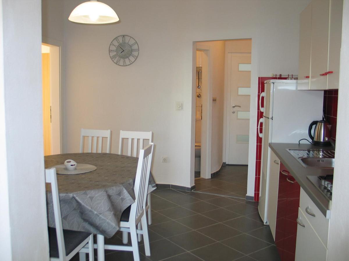 Apartmani Kunteja Đảo Pag Ngoại thất bức ảnh